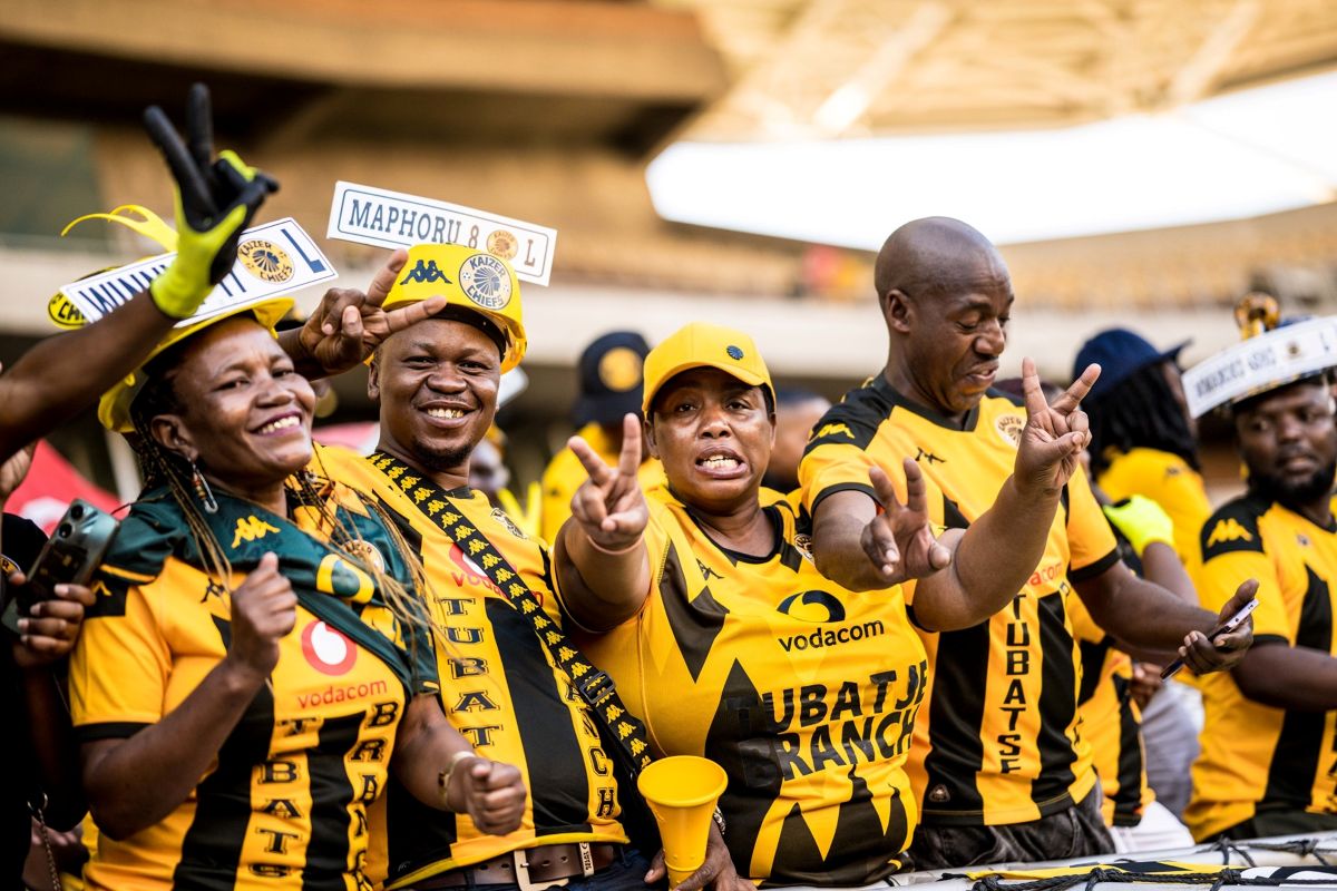 Who will Chiefs face in the semi-finals?