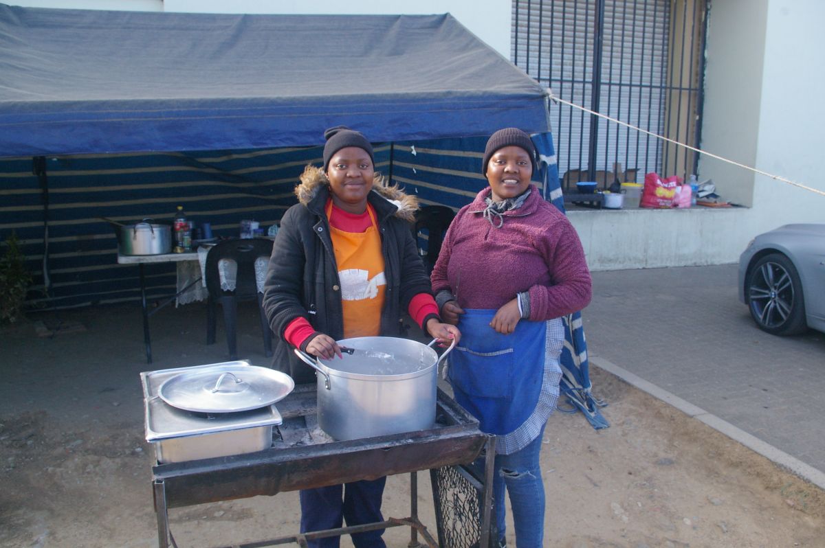 Twins start successful business with only R350