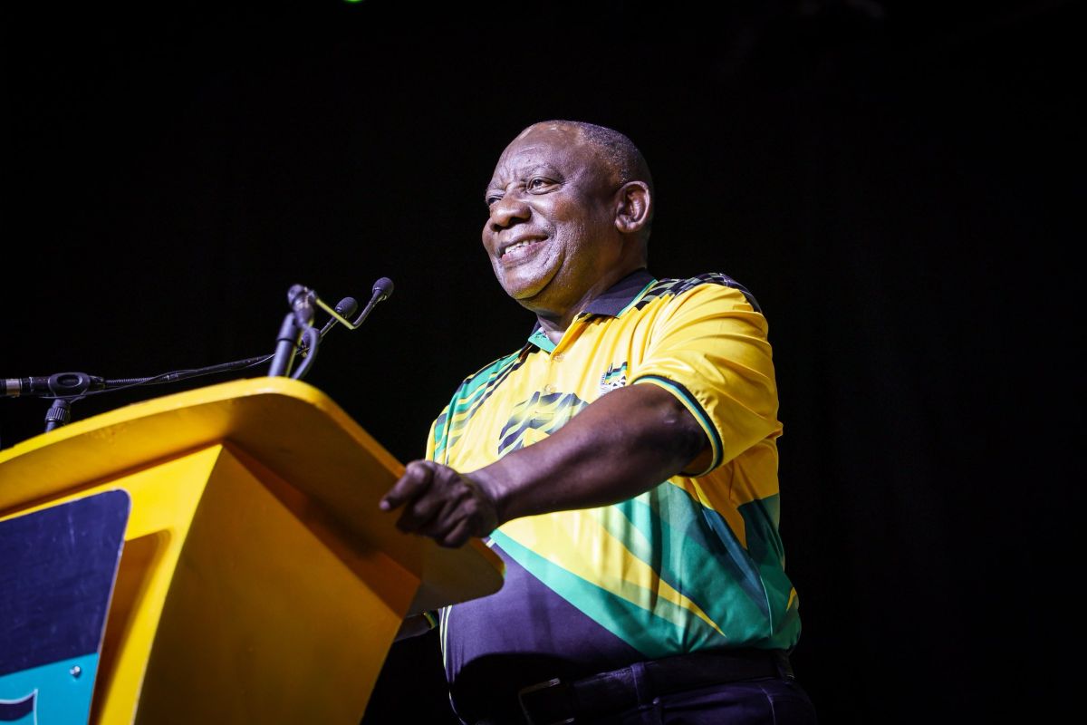 DA rides the ‘praise’ wave by the ANC