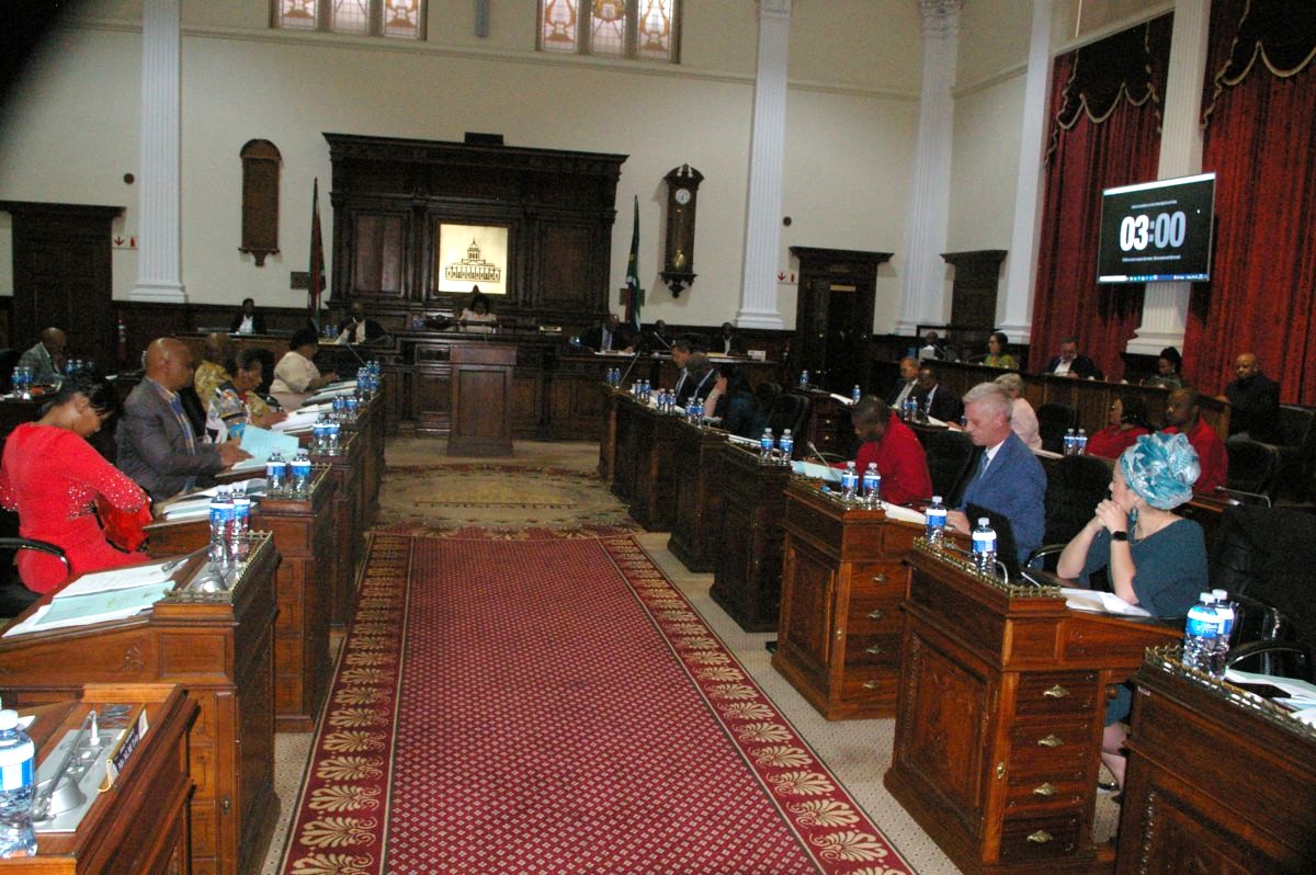 Public office bearers receive salary increment