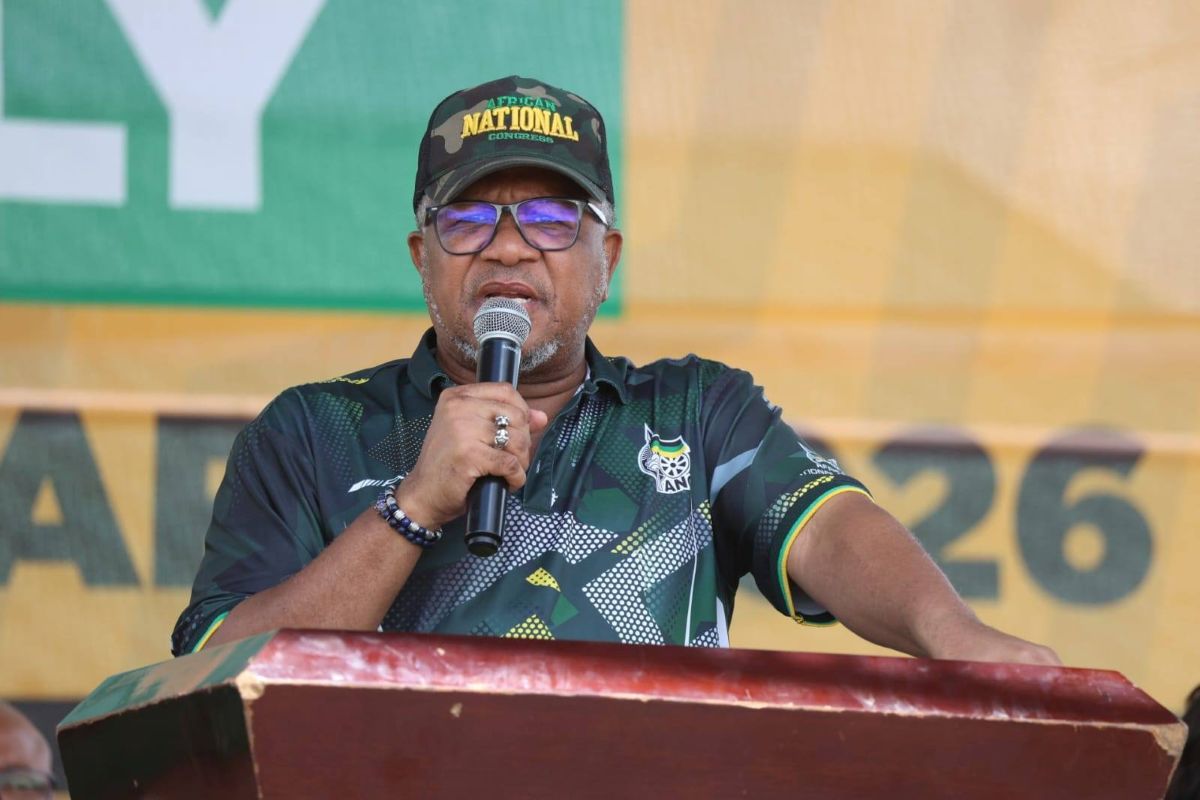 Mbalula calls for protest against America