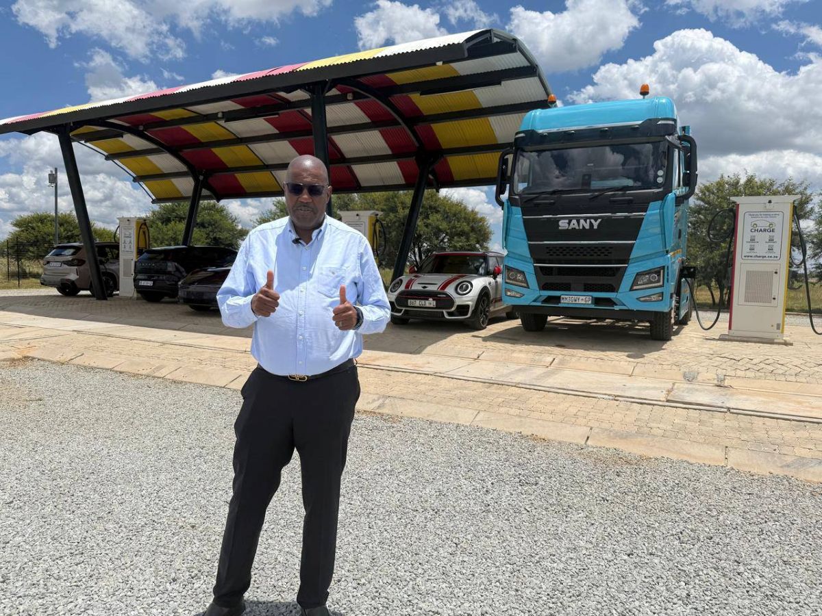 FS boasts first solar-powered EV charging station