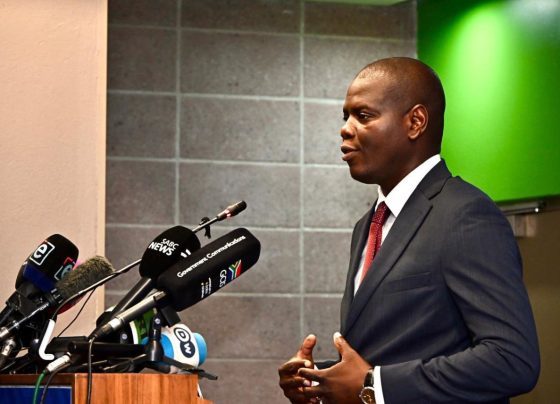 Ronald Lamola