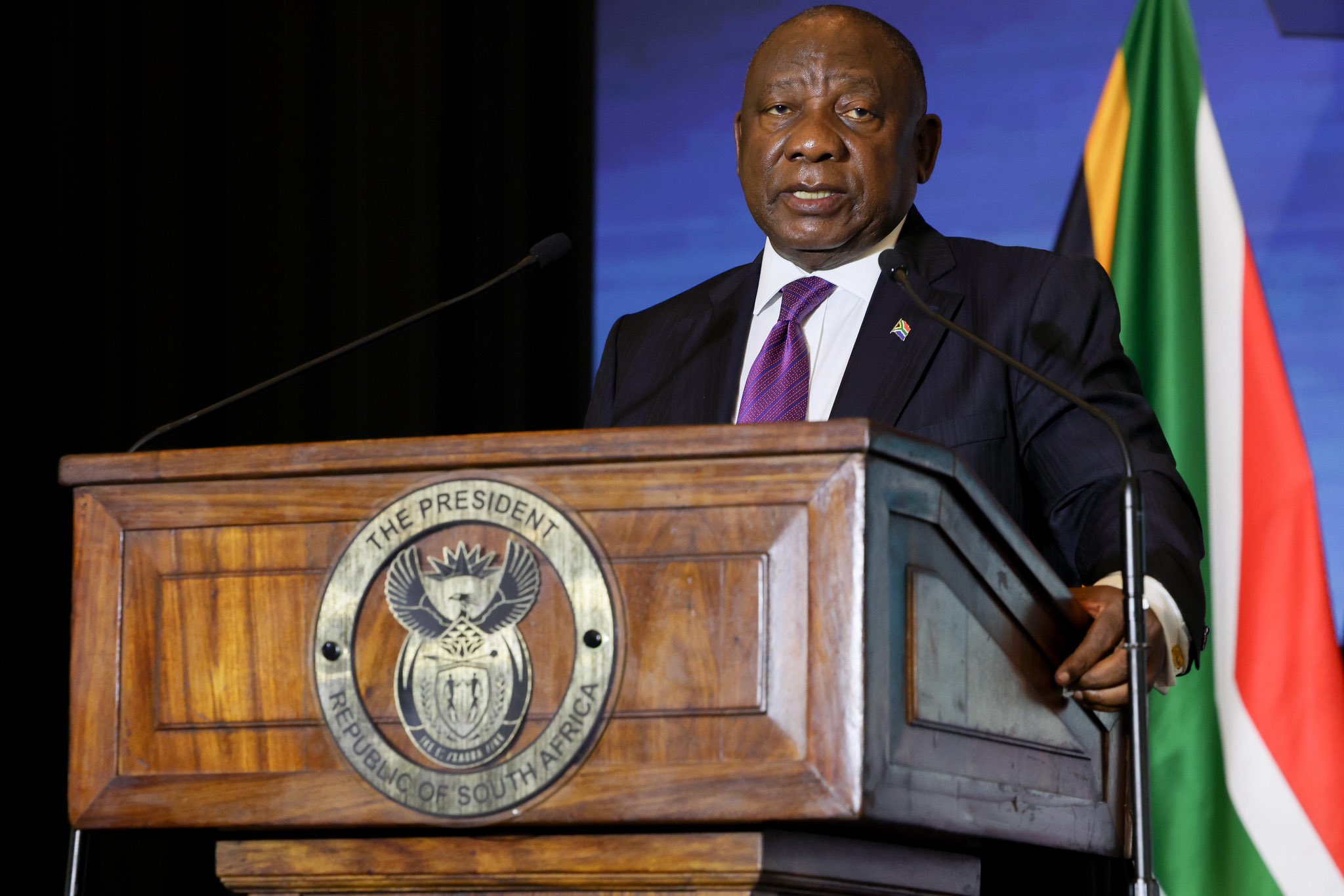 Ramaphosa Extends Condolences to Zimbabwe Following Fatal Lake Kariba Ferry Disaster