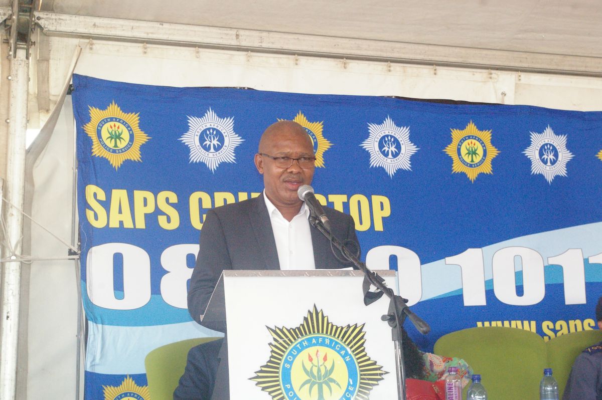 Acting Premier Mbalula appeals for calm in Phomolong