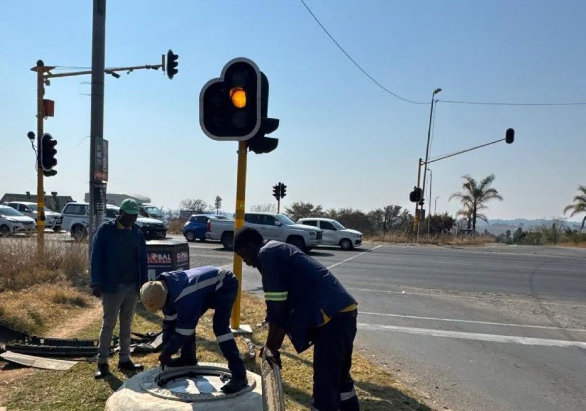 Gauteng Battlers Economic Drain with Infrastructure Overhaul to Fix Vandalised Traffic Signals