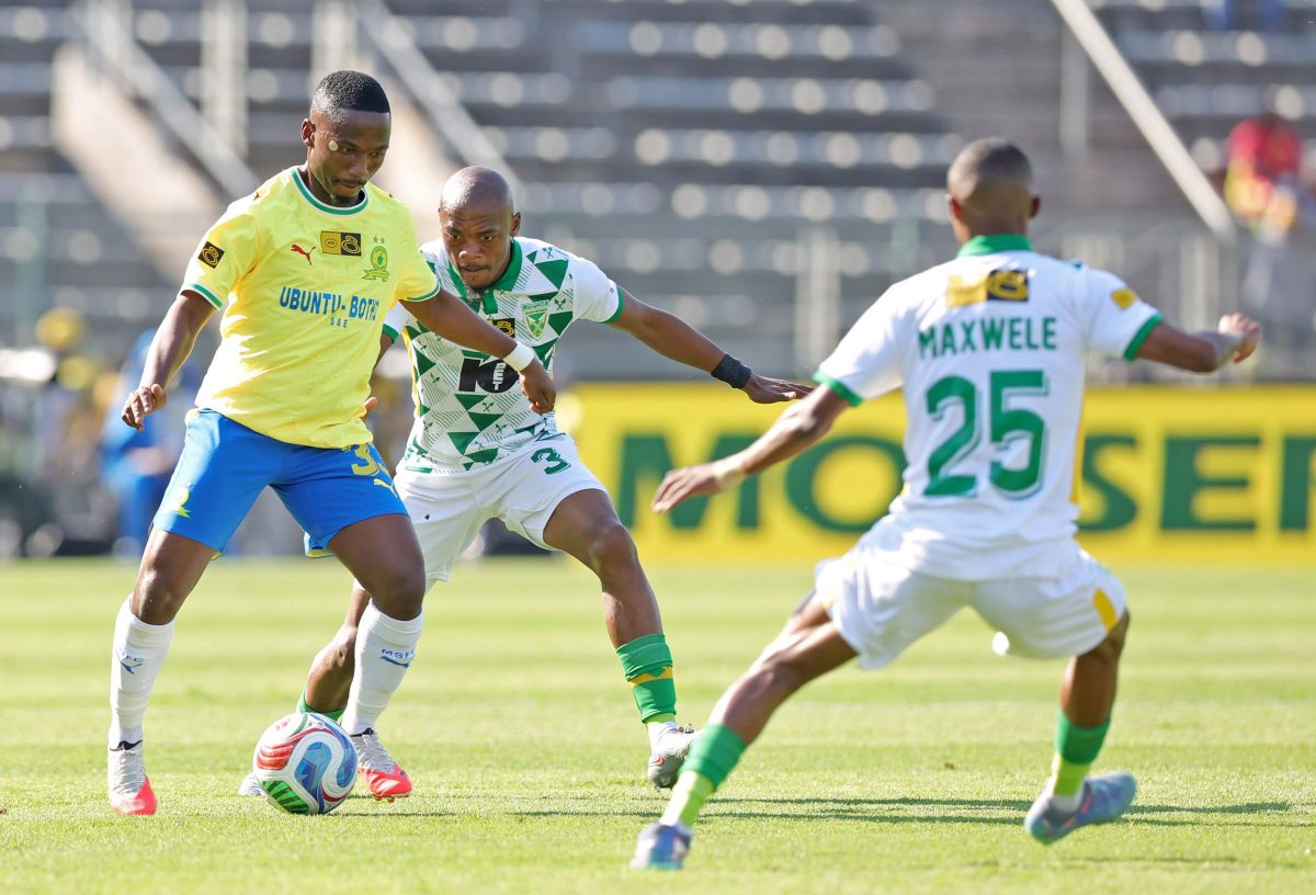 Smash and Grab in Tshwane: Golden Arrows Stun Dominant Sundowns in MTN8 First-Leg