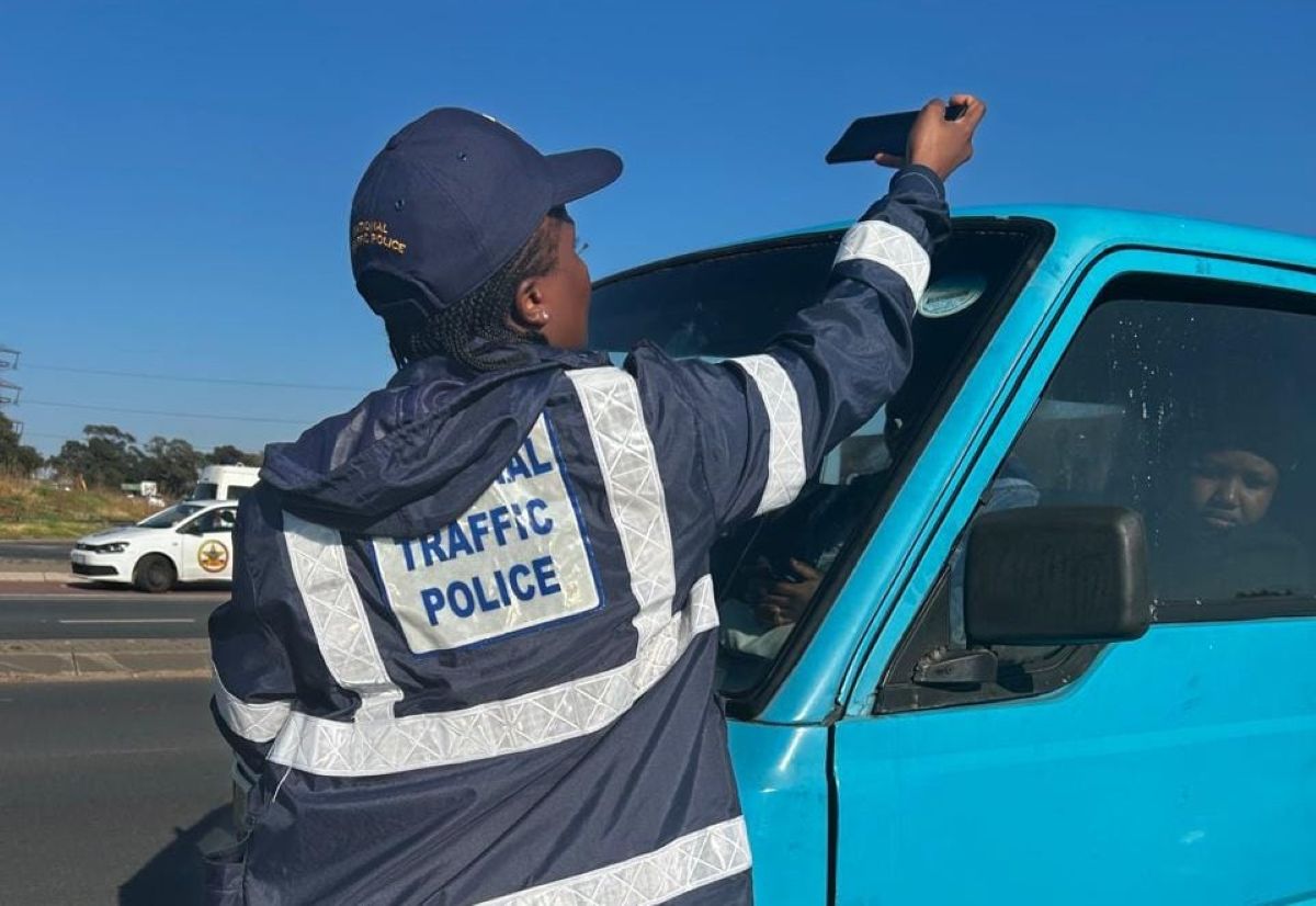 Gauteng Transport Inspectorate Cracks Down on Unroadworthy Taxis and Unlicensed Drivers in #RemoveSkorokoro Campaign