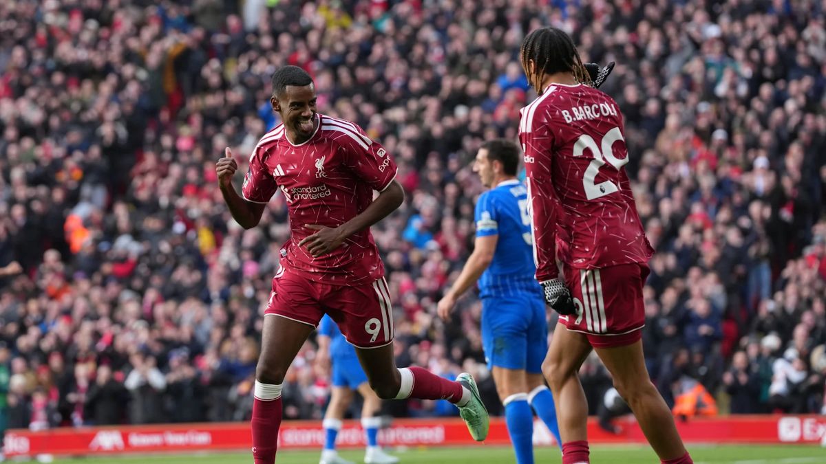 Iraola’s Resurgent Reds March On as Isak Strikes in Dominant Anfield Victory