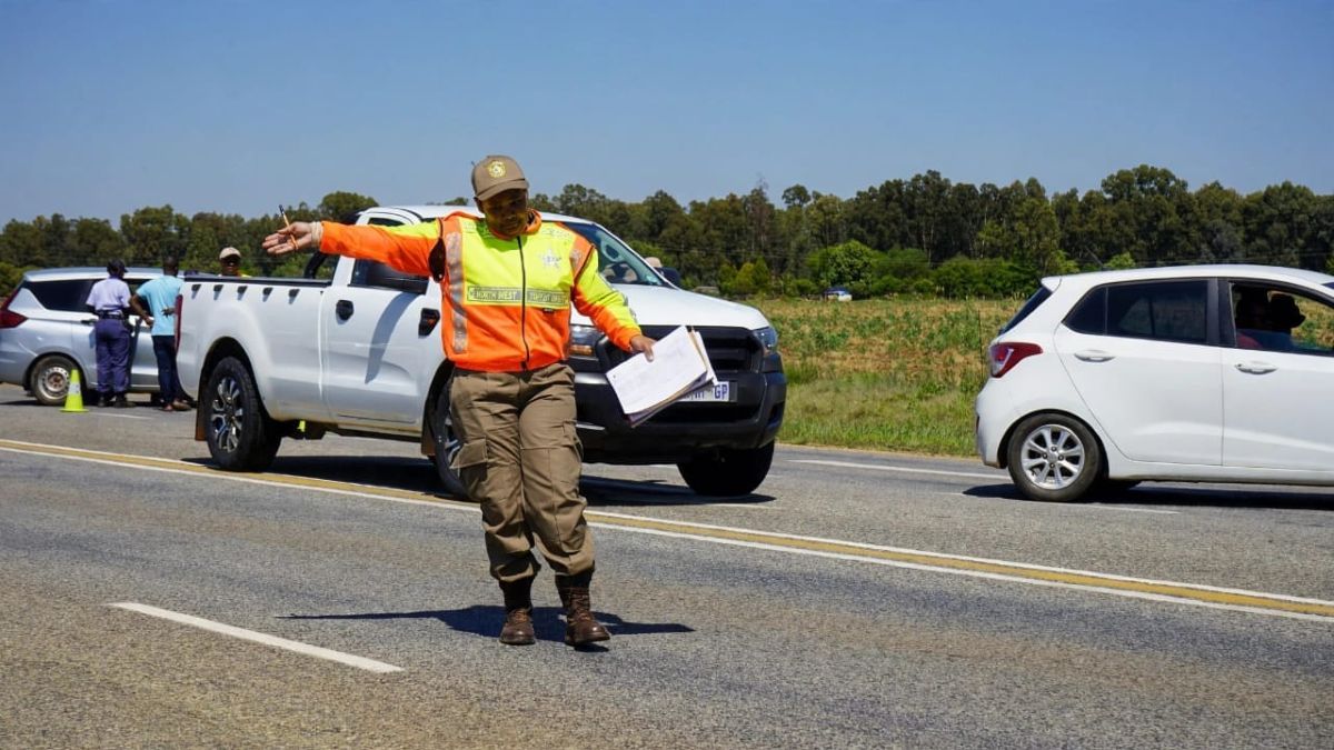 Gauteng Transport Inspectorate Cracks Down on Public Transport Non-Compliance, Recording Over 1,800 Infringements and 10 Arrests