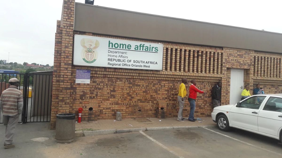 Home Affairs Pulls the Plug on Controversial Asylum Directive Following Unforeseen Public Unrest