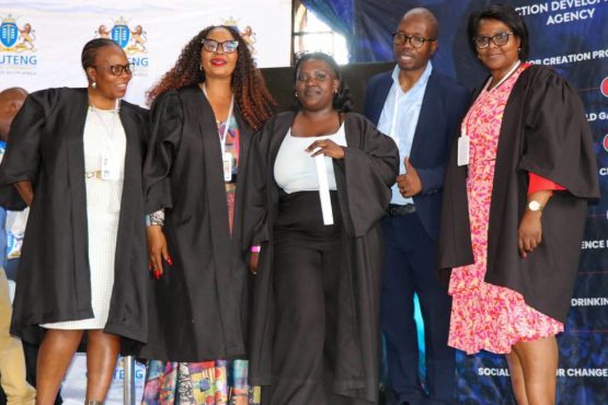MEC with graduates