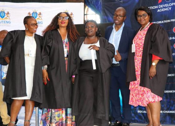 MEC with graduates